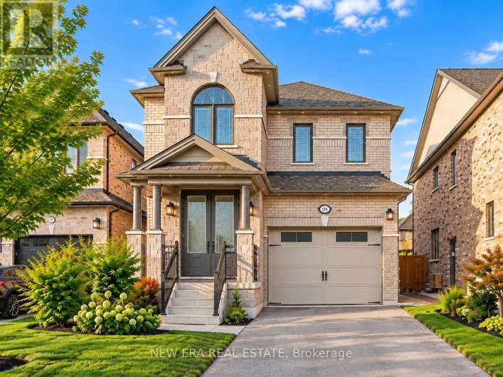124 WALKER BOULEVARD, New Tecumseth