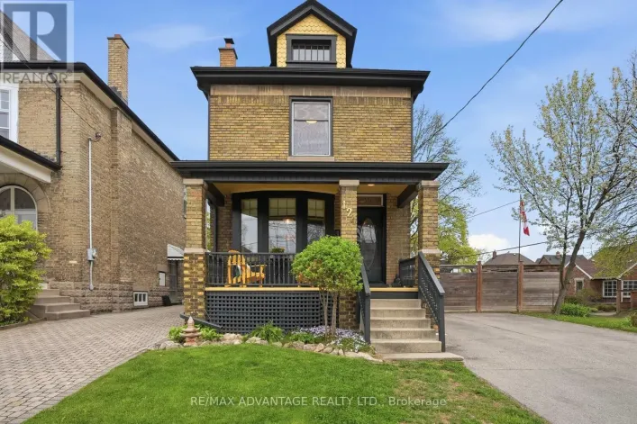 124 WINDSOR AVENUE, London South