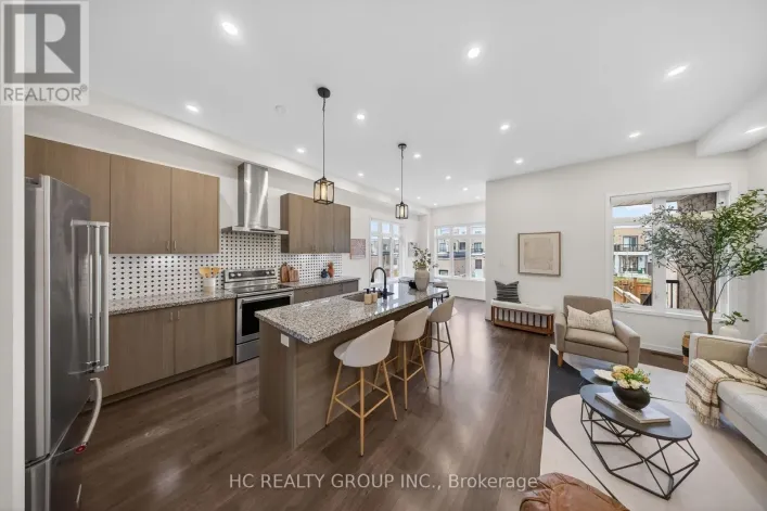 1240 WELLINGTON STREET E, Aurora