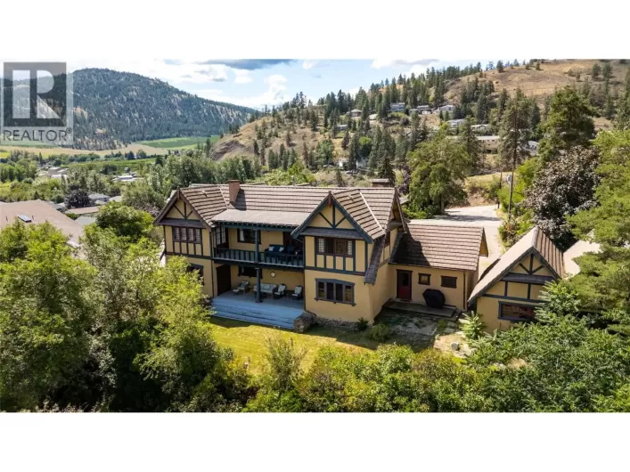 12405 Reynolds Avenue, Summerland