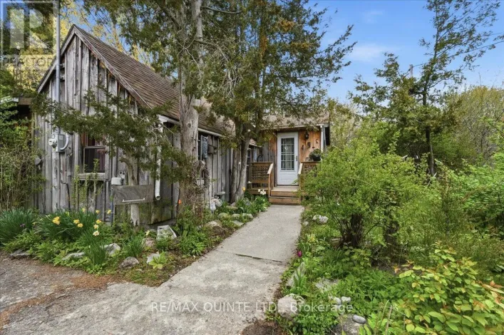1242 COUNTY ROAD 12, Prince Edward County
