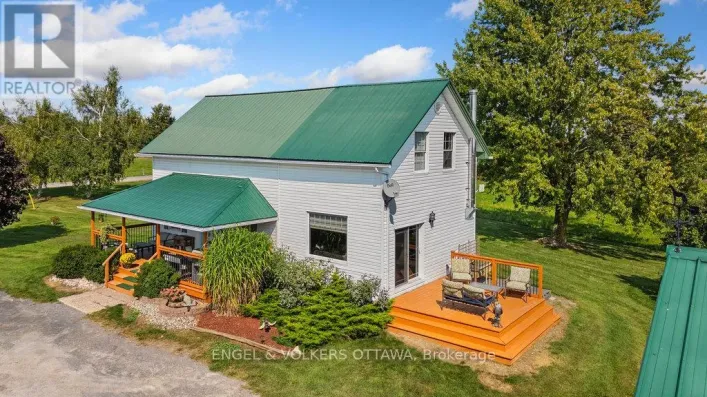 12420 ORMOND ROAD, North Dundas