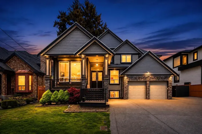12431 58A AVENUE, Surrey