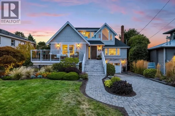 1244 Beach Dr, Oak Bay