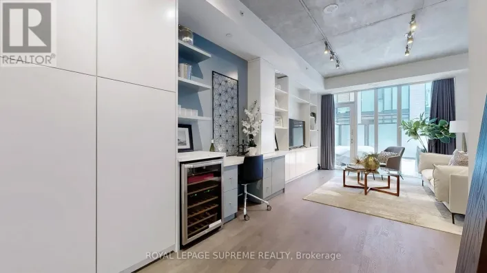 1246 DUNDAS STREET E, Toronto