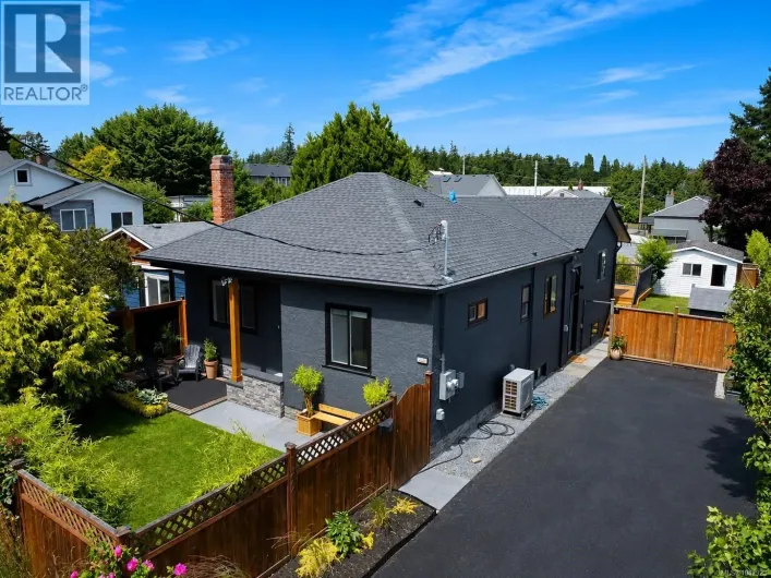 1246 ROY Rd, Saanich
