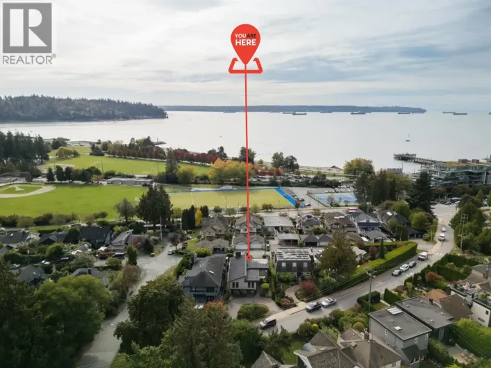 1248 KEITH ROAD, West Vancouver