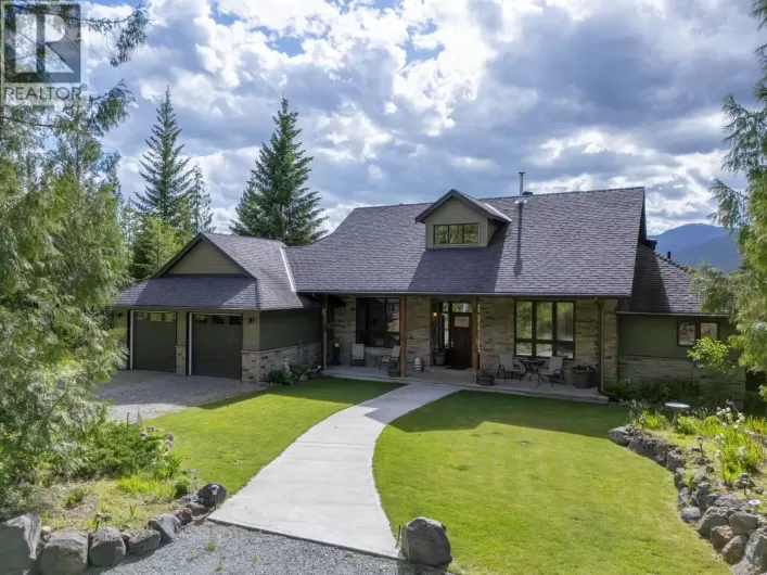 1249 CLEARWATER VALLEY Road, Clearwater