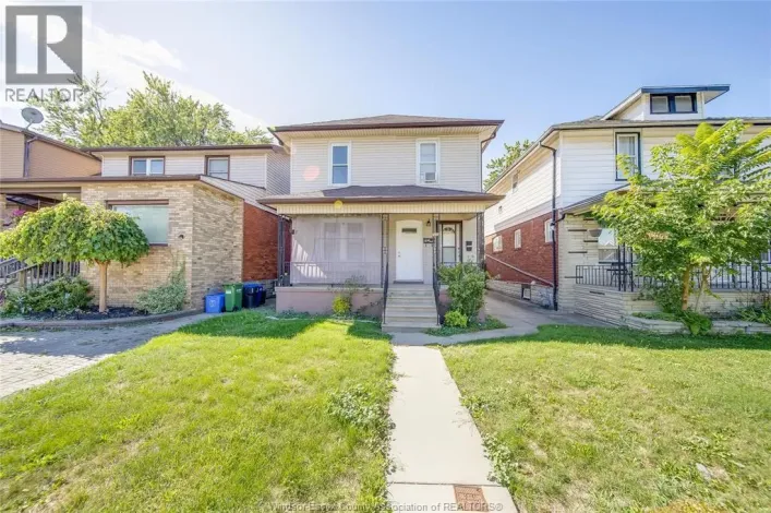 1249 MARENTETTE AVENUE, Windsor