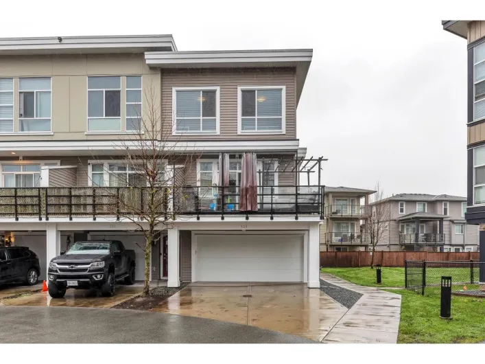 125 8413 MIDTOWN WAY|Chilliwack Proper South, Chilliwack
