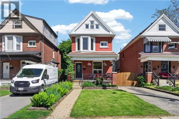 125 BALSAM Avenue S, Hamilton