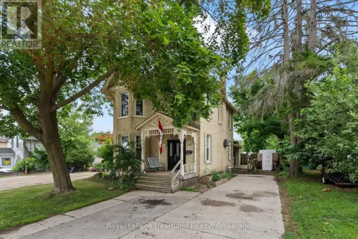 125 ELORA STREET S, Minto