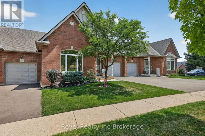125 FERGUSON DRIVE, Woodstock