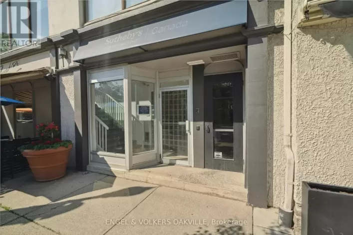 125 LAKESHORE ROAD E, Oakville