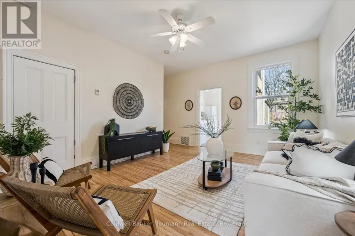 125 PAISLEY STREET, Guelph