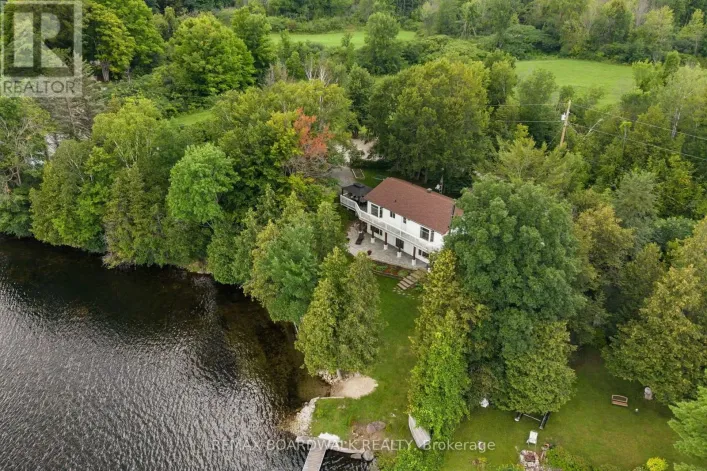House for sale: 125 PIKE LAKE ROUTE 11 ROAD, Tay Valley
