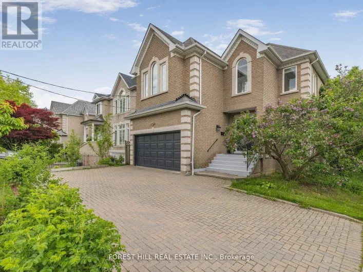 125 SPRING GARDEN AVENUE, Toronto