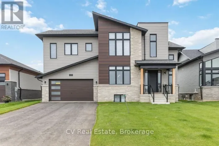 125 STONELEIGH DRIVE, Blue Mountains