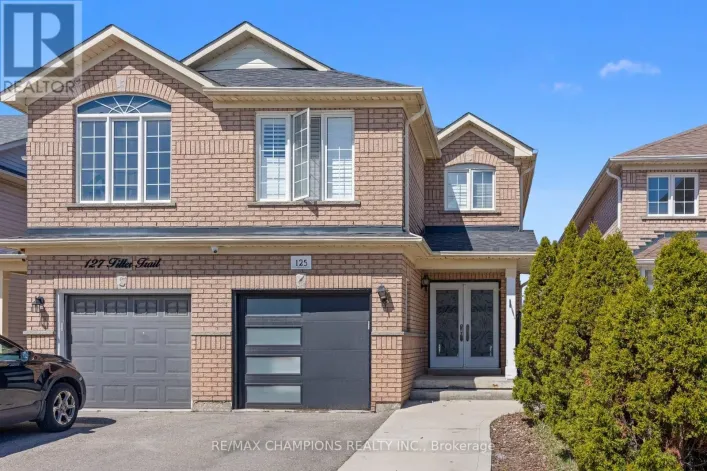 125 TILLER TRAIL, Brampton