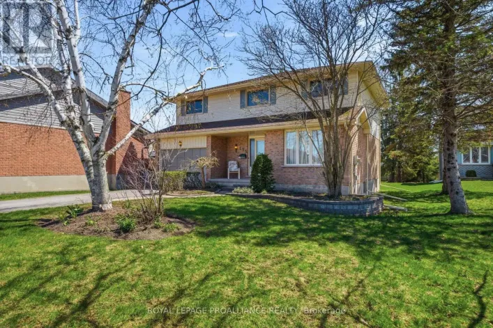125 TRACEY PARK DRIVE, Belleville
