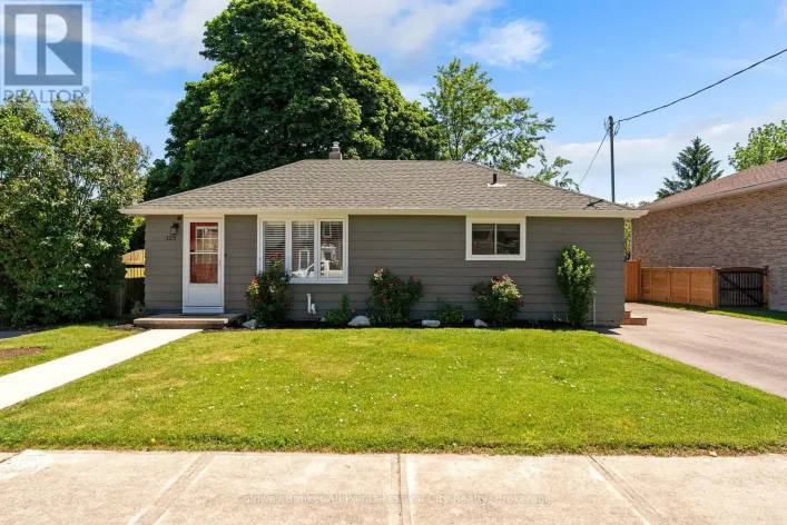 125 WIDDER STREET, Goderich)