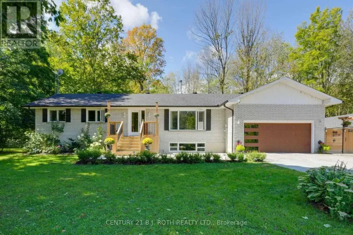 1250 COUNTY ROAD 6 ROAD S, Tiny