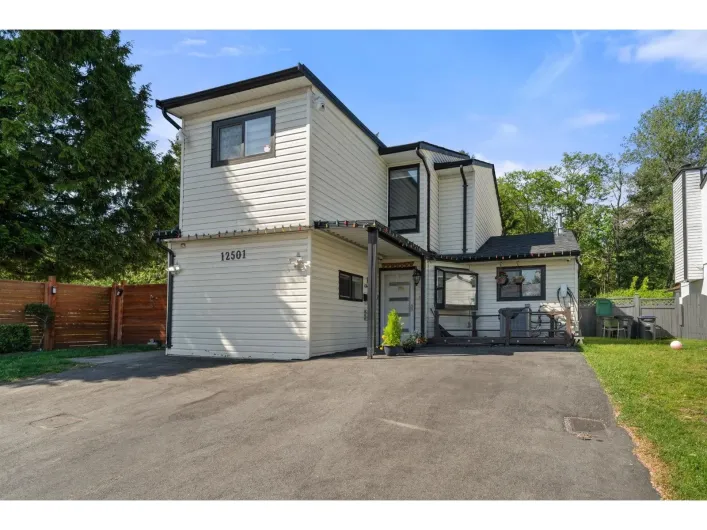 12501 76A AVENUE, Surrey