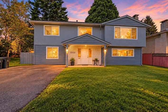 12513 91 AVENUE, Surrey