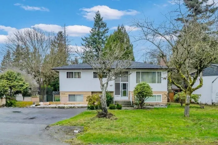 12521 GROVE CRESCENT, Surrey