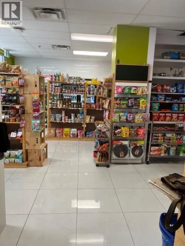 1253 GRANVILLE STREET, Vancouver