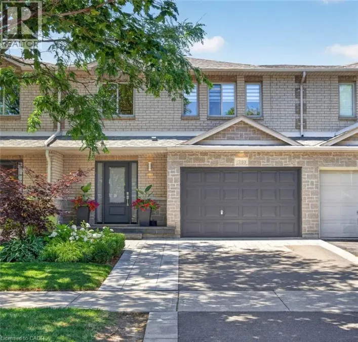 1253 STEPHENSON Drive, Burlington