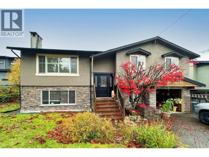 1254 DEPOT ROAD, Squamish