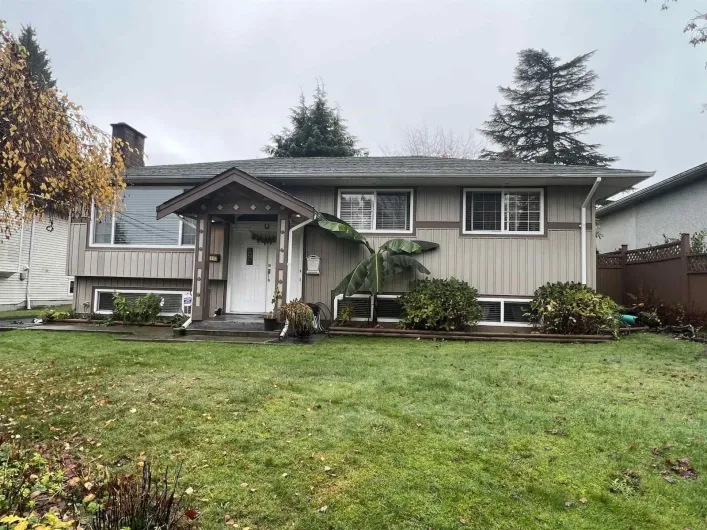 12542 GROVE CRESCENT, Surrey