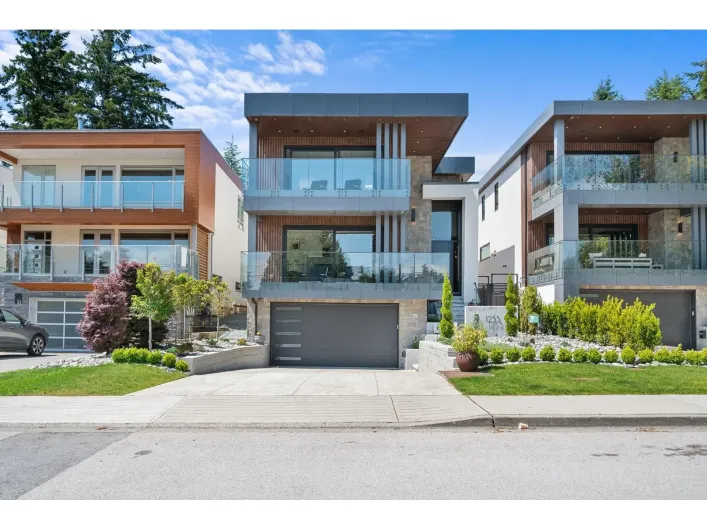 1255 KENT STREET, White Rock