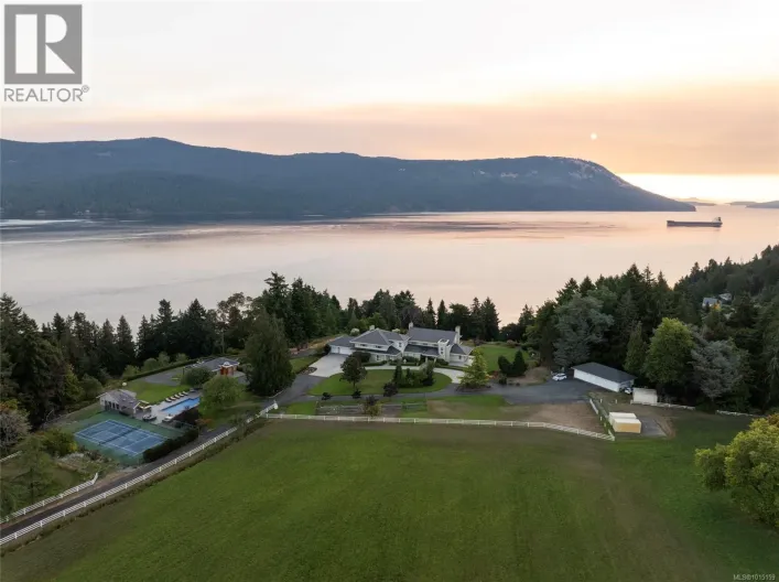 1257 Cherry Point Rd, Cowichan Bay