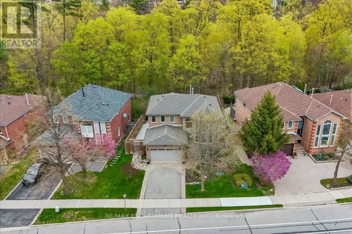 1257 MCCRANEY STREET E, Oakville