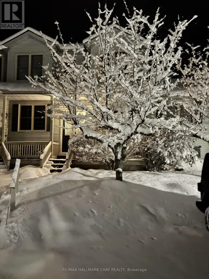 126 - 150 VICTORIA STREET S, Blue Mountains