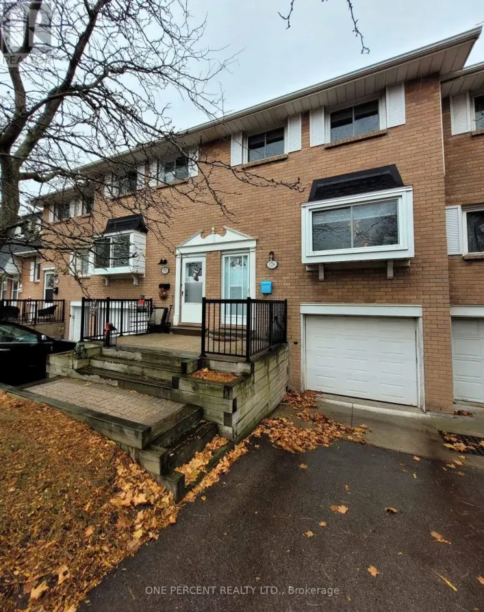 126 - 185 DENISTOUN STREET S, Welland
