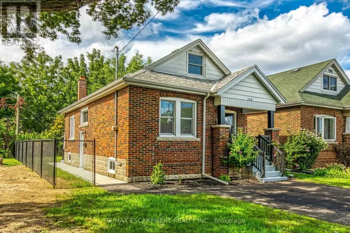 126 AUBURN AVENUE, Hamilton