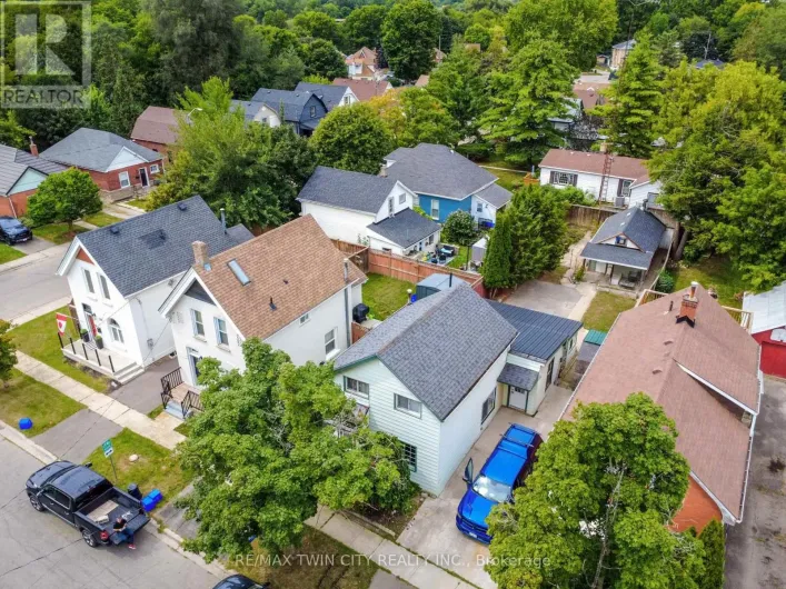 126 CAYUGA STREET, Brantford