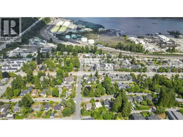 126 ELGIN STREET, Port Moody