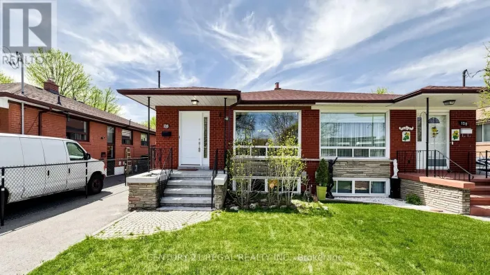 126 FENSIDE DRIVE, Toronto