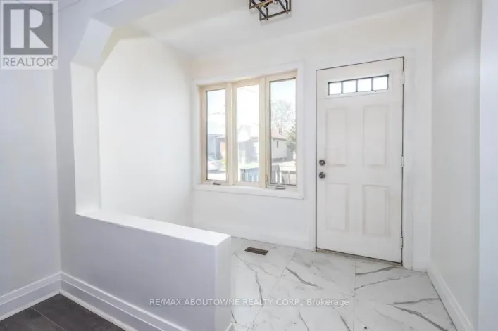 126 HARMONY AVENUE, Hamilton