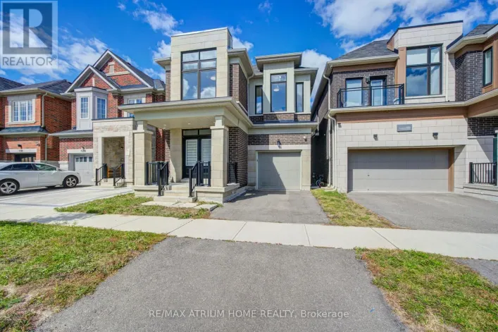 126 HARTNEY DRIVE, Richmond Hill