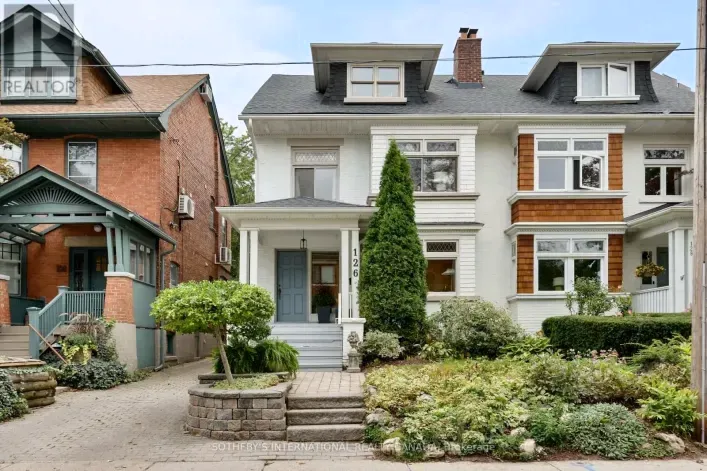 House for sale: 126 HILTON AVENUE, Toronto