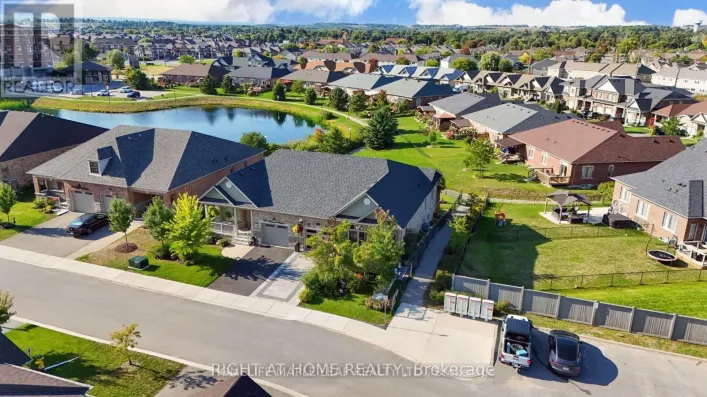 126 KINGSMERE CRESCENT, New Tecumseth