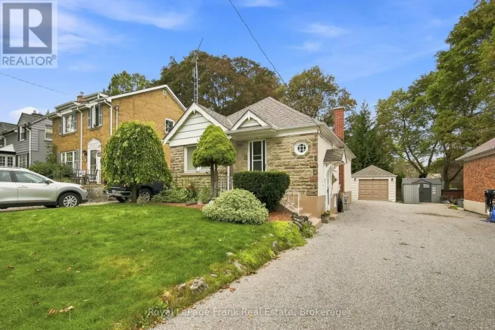 126 LAUDER ROAD, Oshawa