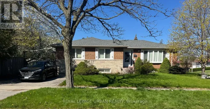 126 MARILAKE DRIVE, Toronto