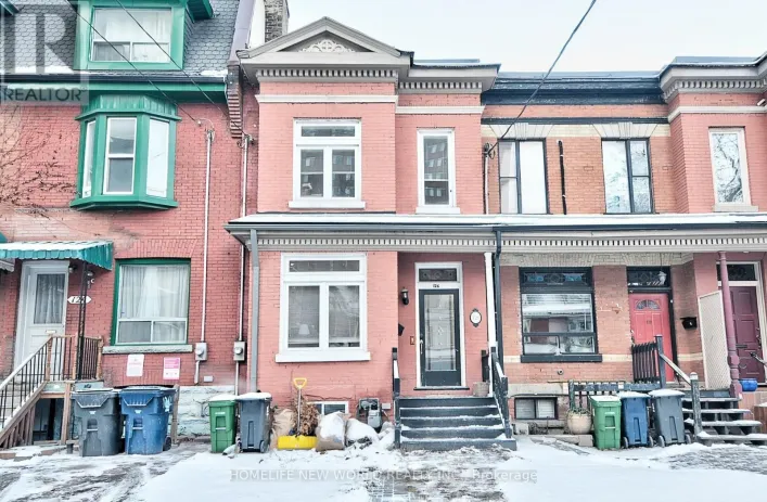 126 MCGILL STREET, Toronto