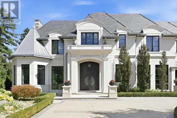126 SANDRINGHAM DRIVE, Toronto